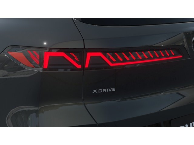 New 2027 Dravit Grey Metallic BMW  image 8