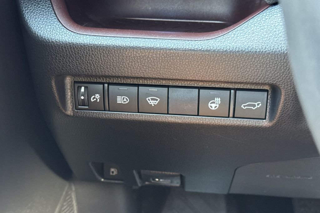 Used 2020 Gray Toyota Limited image 34