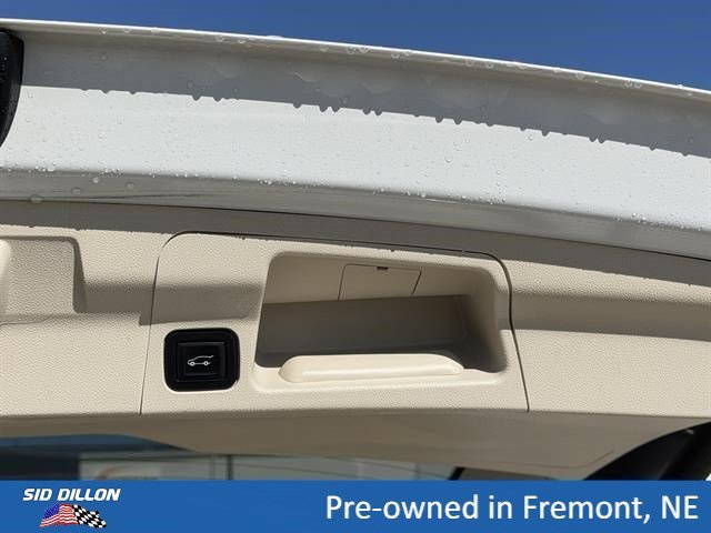 Certified Used 2021 WHITE FROST TRICOAT GMC Denali image 6