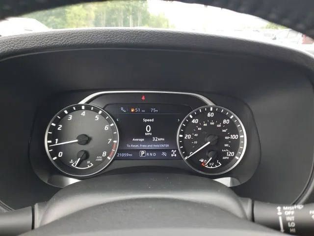 Used 2024 Gray Nissan SV image 24