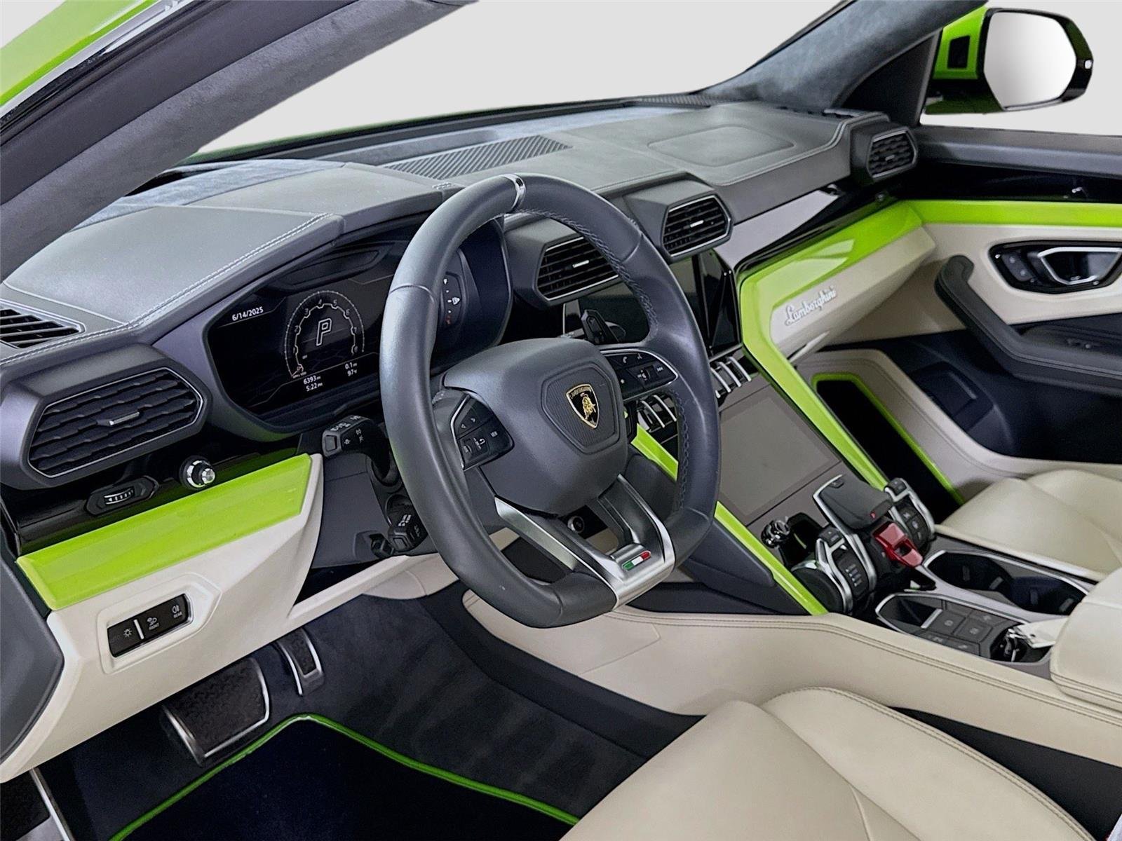 2022 Lamborghini Urus Pearl Capsule - Photo 16