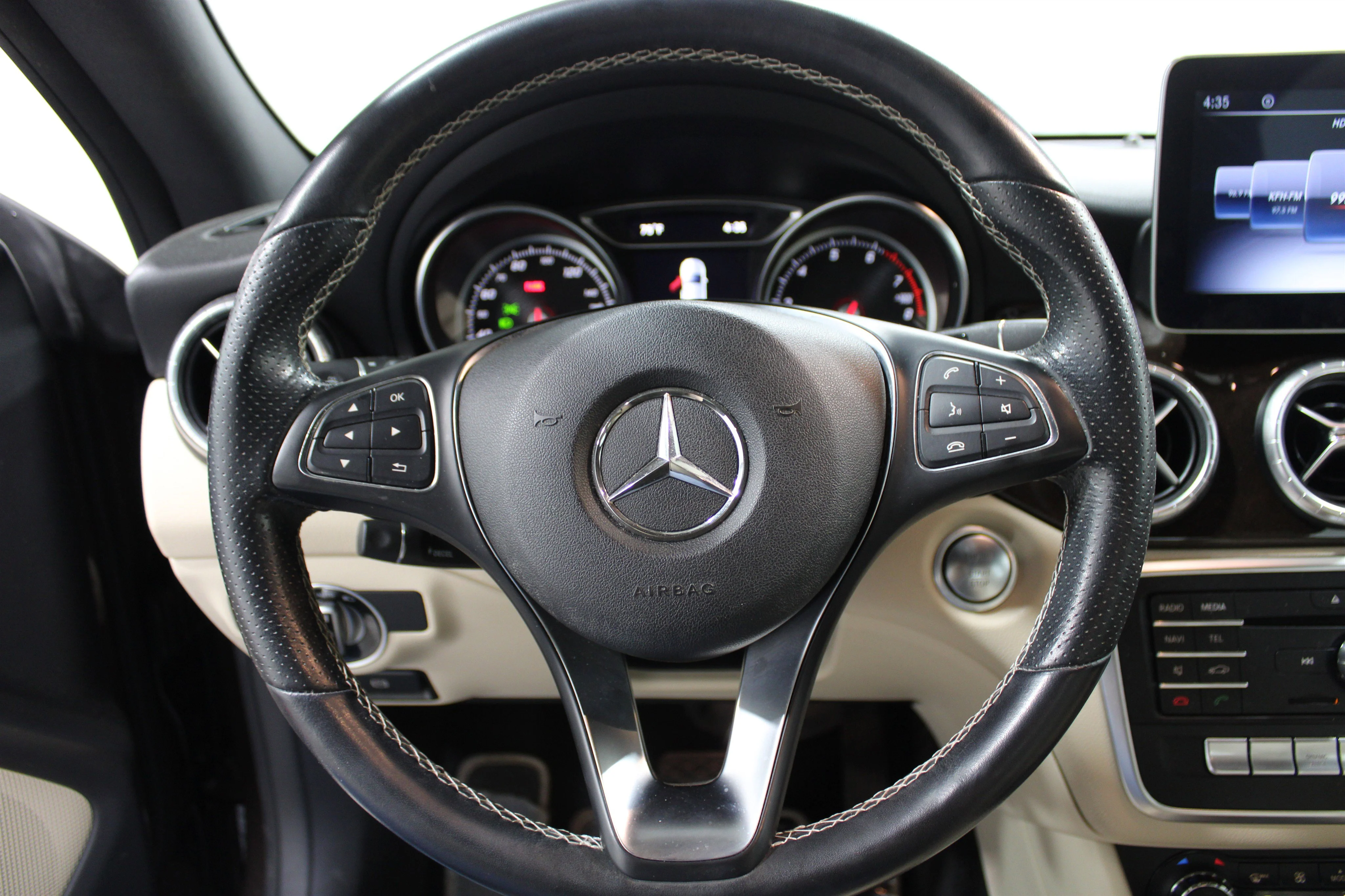 2019 Mercedes-Benz CLA CLA250 - Photo 9