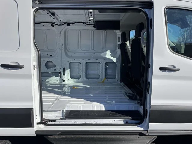 New 2026 White Ford Base image 19