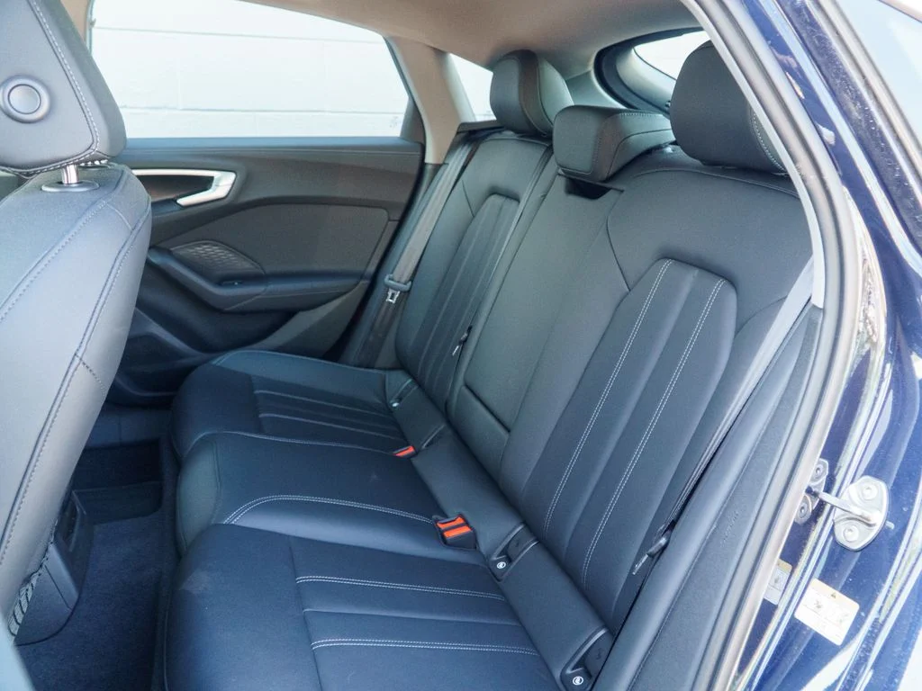 Used 2025 Blue Audi  image 18
