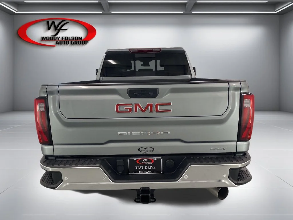 Used 2024 Sterling Metallic GMC SLT image 8