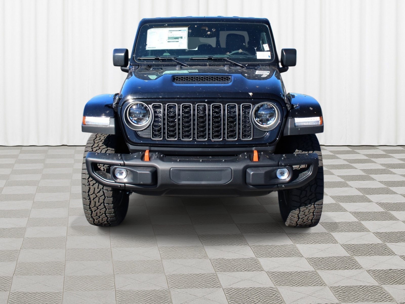 New 2027 Black Clear-Coat Paint Jeep Mojave X image 32