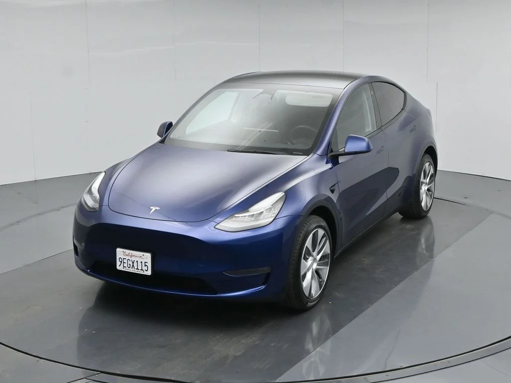 Used 2023 Blue Tesla Long Range image 31