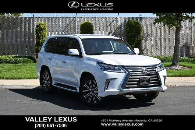 Used 2018 White Lexus 570 image 4