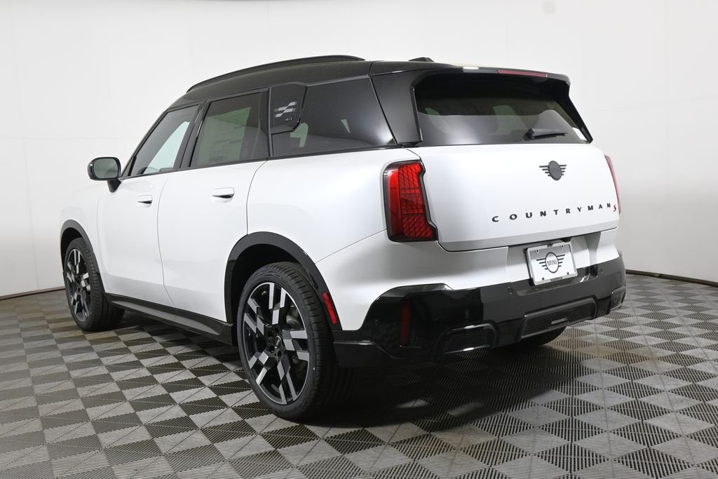 New 2027 White MINI Iconic image 5