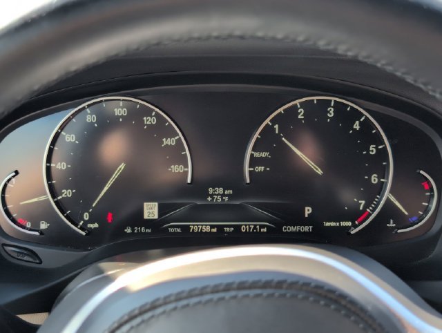 Used 2021 White BMW sDrive30i image 18
