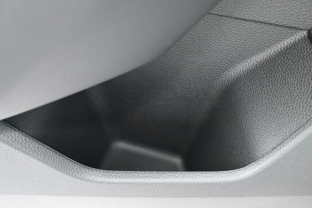 New 2026 Solar Silver Metallic Honda LX image 29