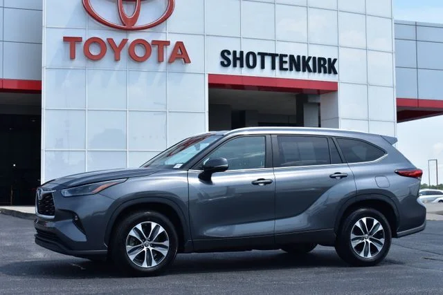 Used 2023 Gray Toyota XLE image 1