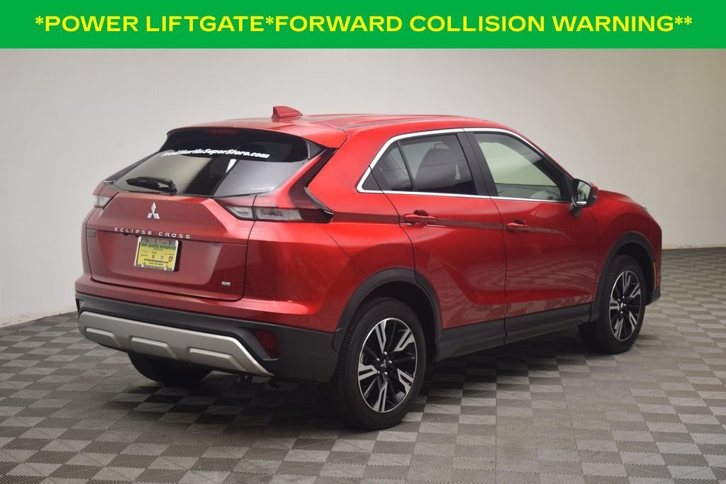 Used 2025 Red Mitsubishi SE image 6