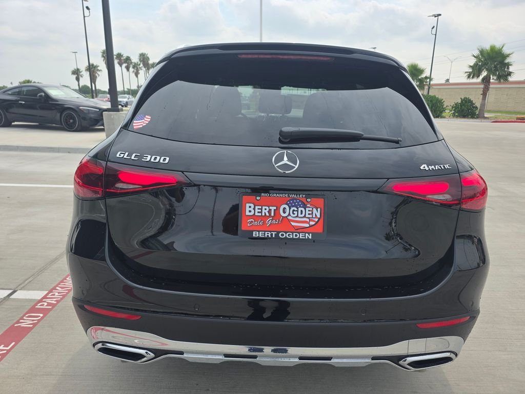 New 2026 Black Mercedes-Benz GLC 300 image 6