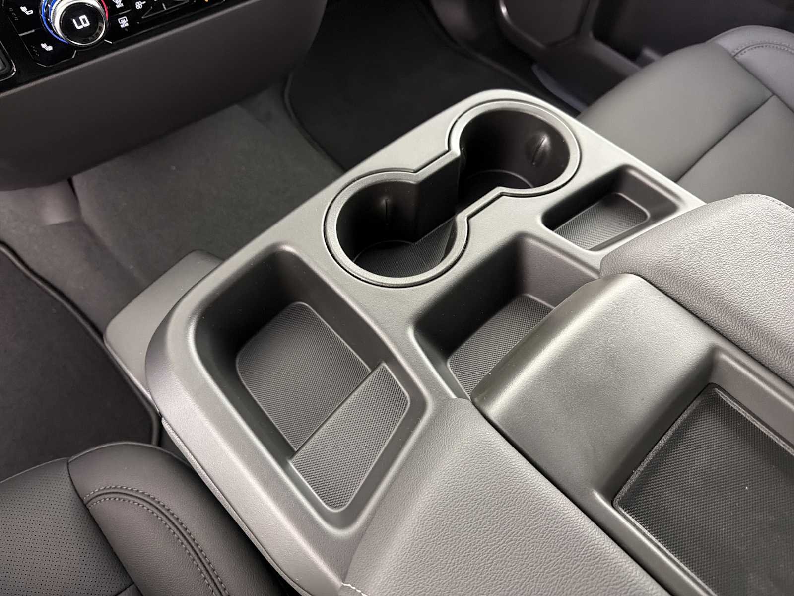2026 GMC Sierra 1500 SLT - Photo 30