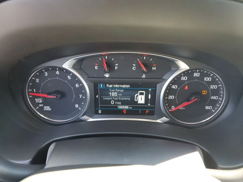Used 2018 Ebony Twilight Metallic GMC SLE image 9