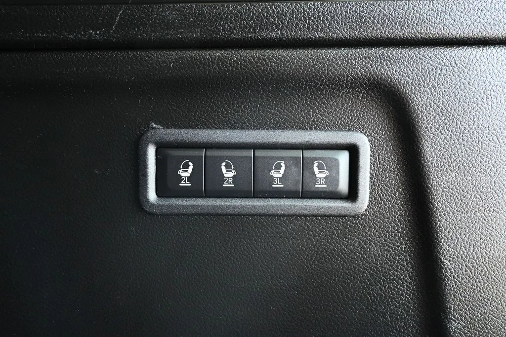 Used 2024 Black Jeep Series III image 45