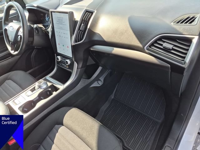 Used 2024 White Ford SE image 35