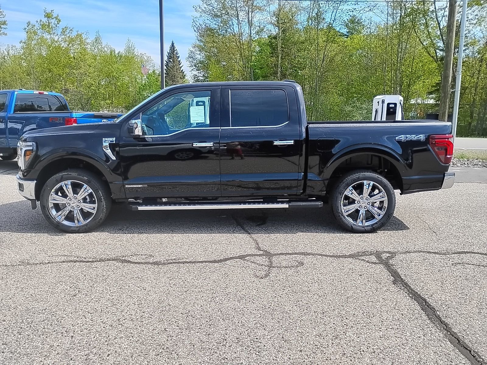 New 2026 Agate Black Metallic Ford Lariat® image 4