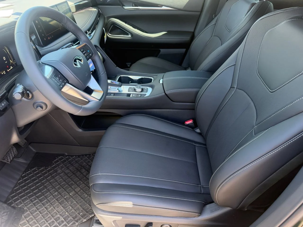 New 2027 DEEP EMERALD INFINITI Sport AWD image 12
