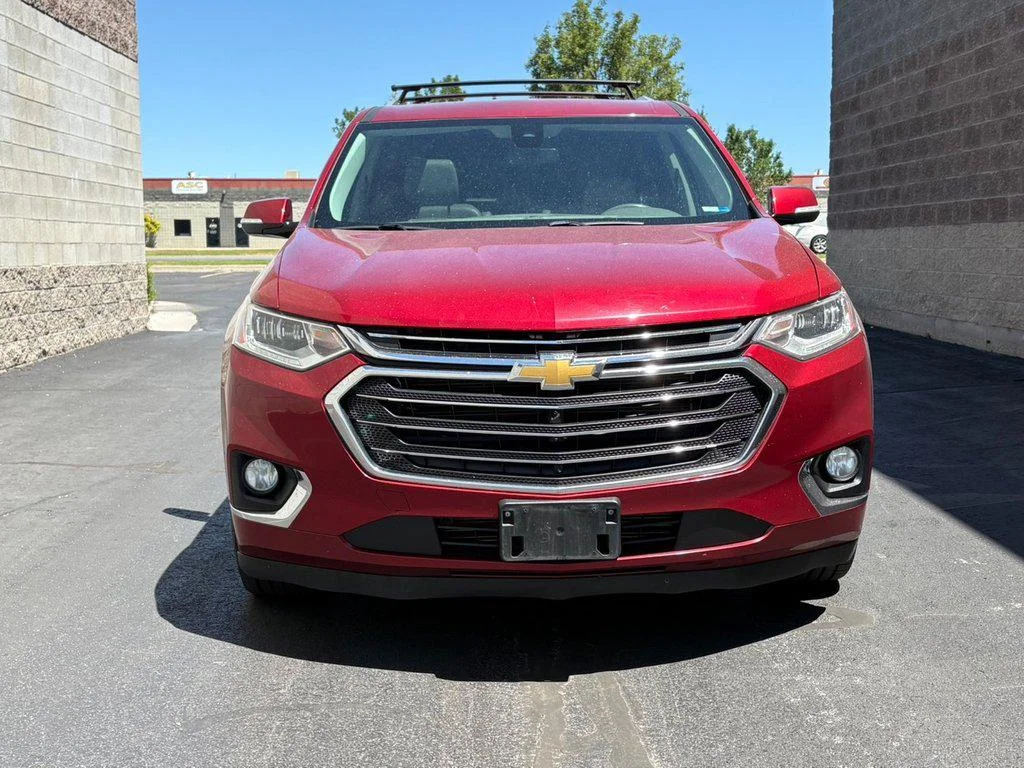 Used 2018 Cajun Red Tintcoat Chevrolet PREMIER image 4
