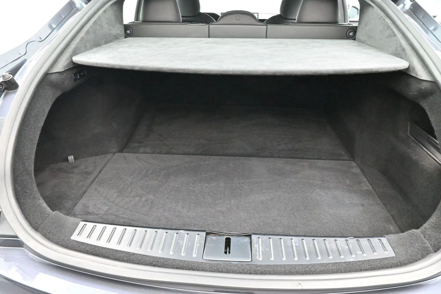Used 2021 Midnight Silver Metallic Tesla Plaid image 9