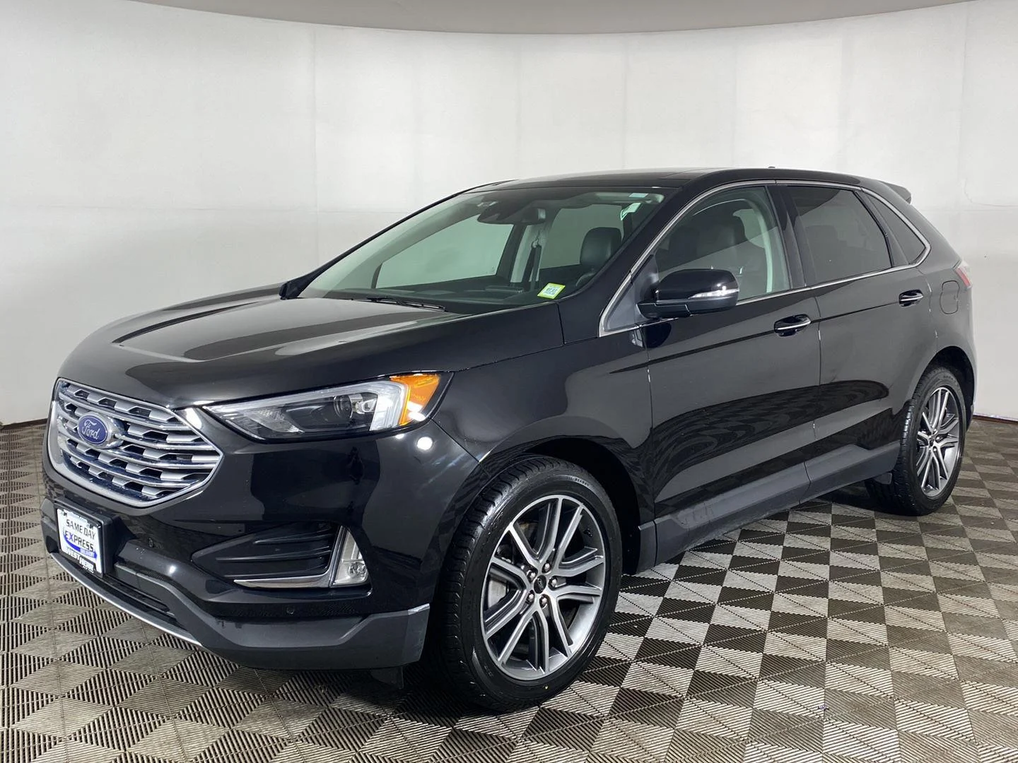 Used 2024 Agate Black Ford Titanium image 28