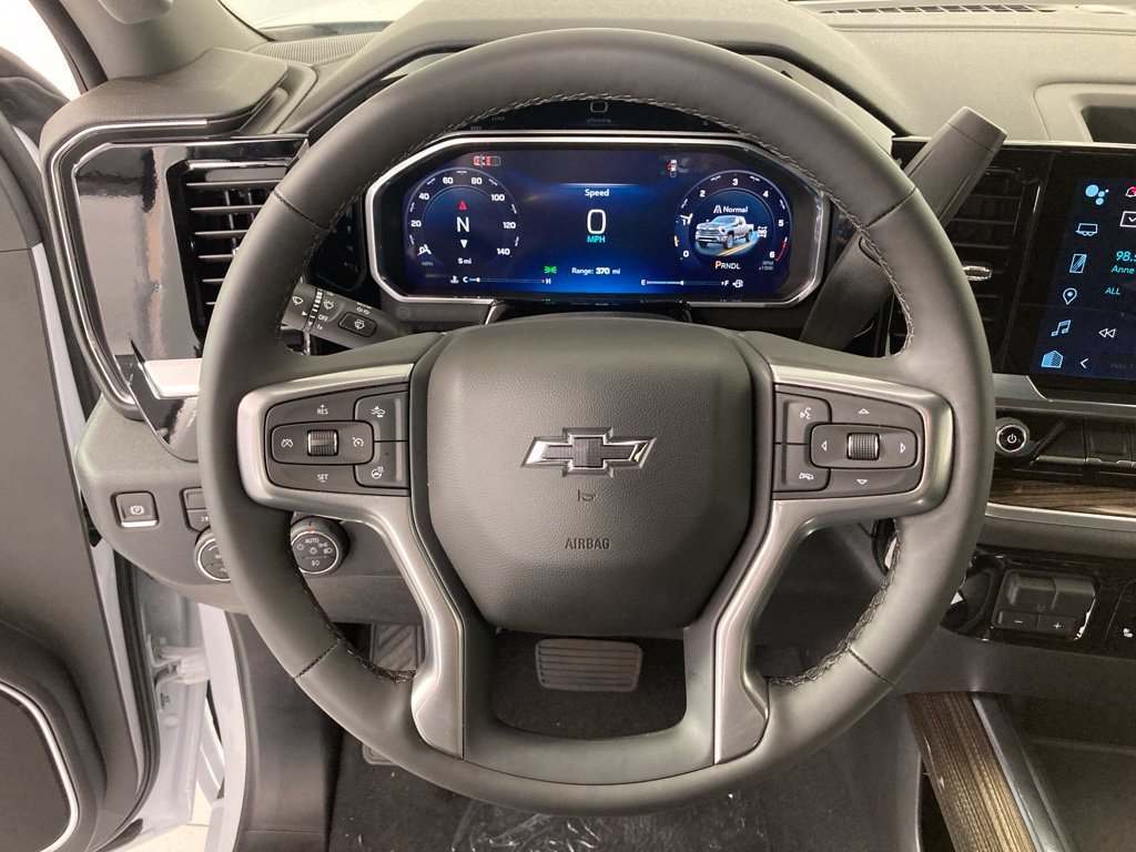 New 2026 Summit White Chevrolet LT image 7