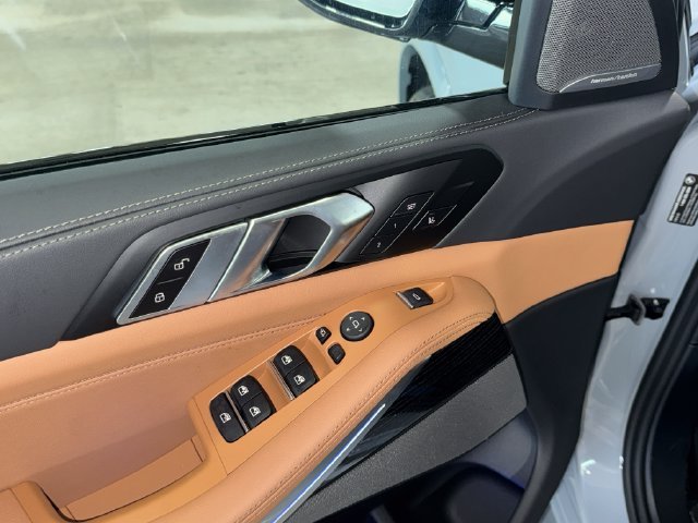 New 2026 Brooklyn Grey Metallic BMW sDrive40i image 14