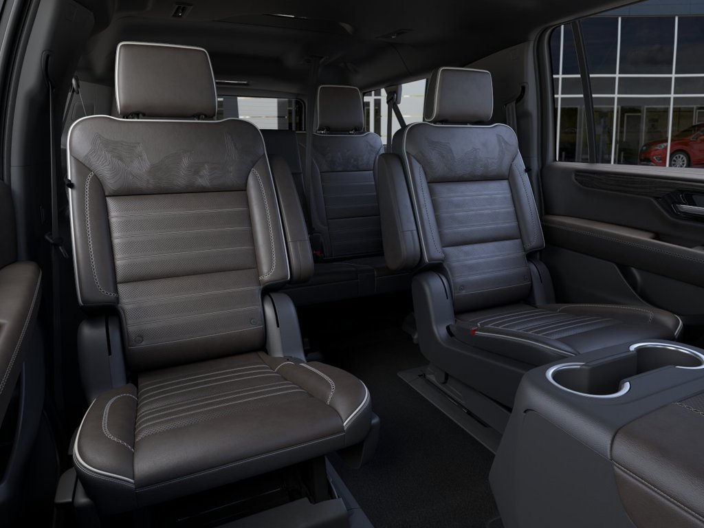 2026 GMC Yukon XL Denali Ultimate - Photo 17
