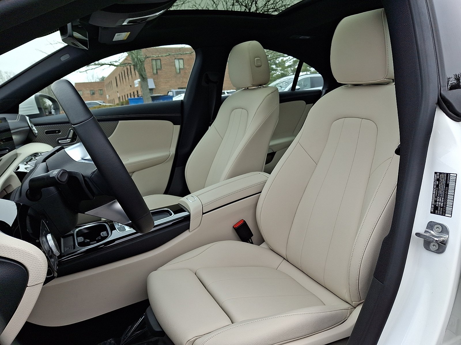 Certified Used 2025 Polar White - 149 Mercedes-Benz 4MATIC® image 13