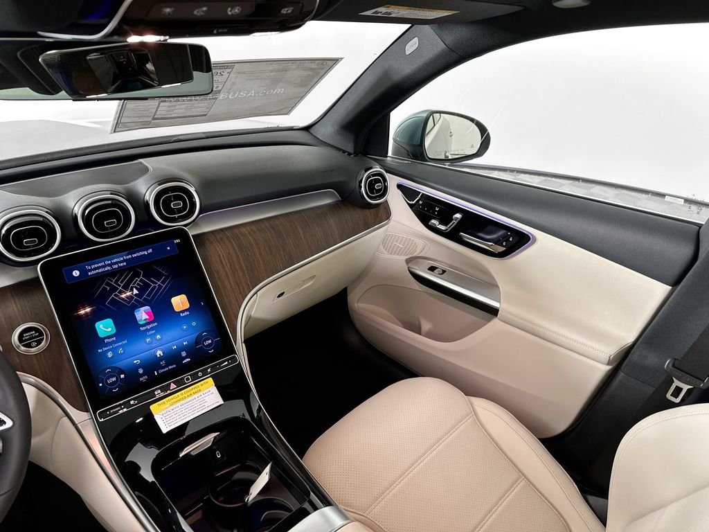 New 2026 Verde Silver Metallic Mercedes-Benz GLC 300 image 24