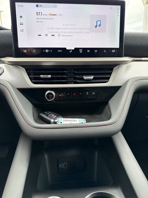 New 2027 Avalanche Gray Ford Active image 36