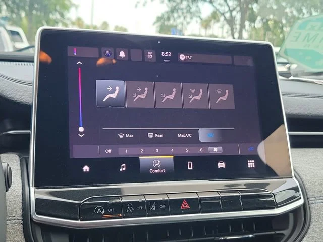 2022 Jeep Compass Latitude - Photo 30
