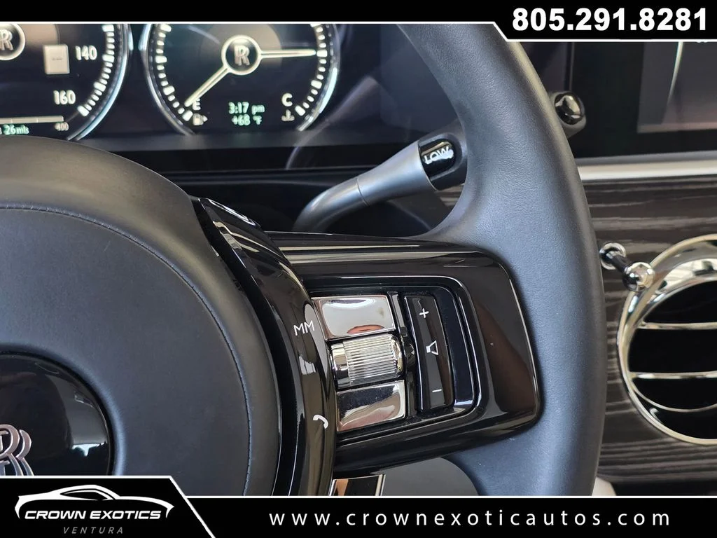 Used 2021  Rolls-Royce Base image 43