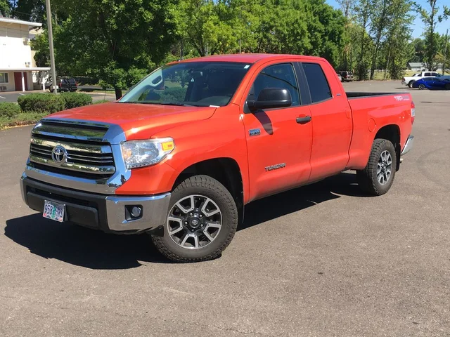 2016 Toyota Tundra SR5