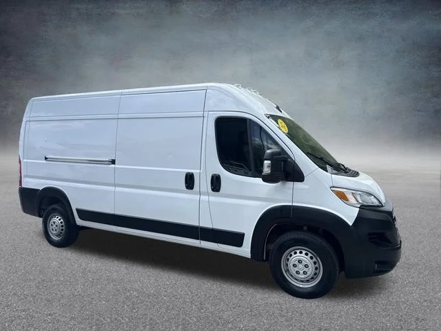 Used 2025 White Ram High Roof image 5