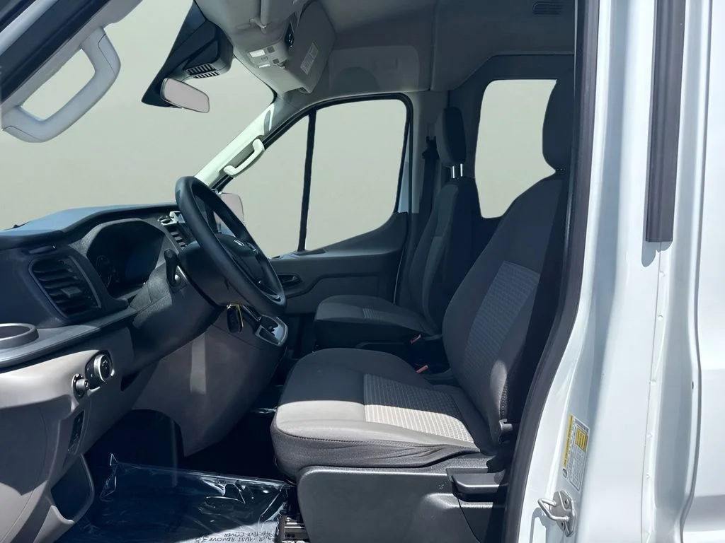 Used 2025 White Ford XLT image 5