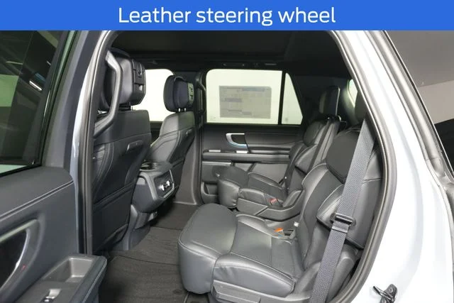 New 2026 Glacier Gray Metallic Tri-Coat Ford Platinum® image 21