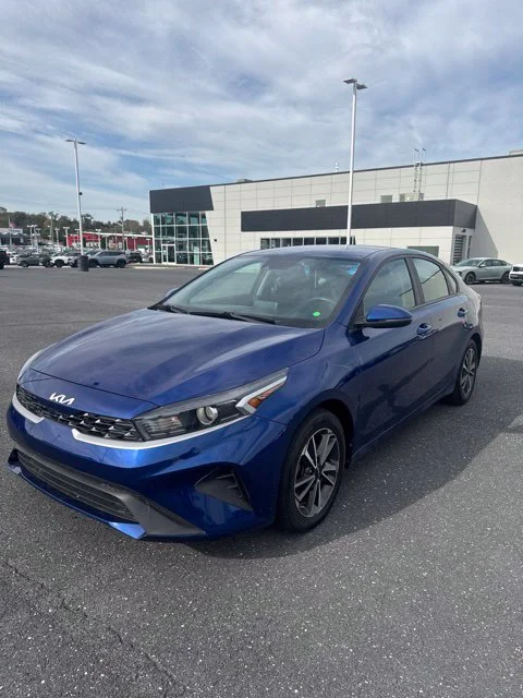 Used 2023 Blue Kia LXS image 1