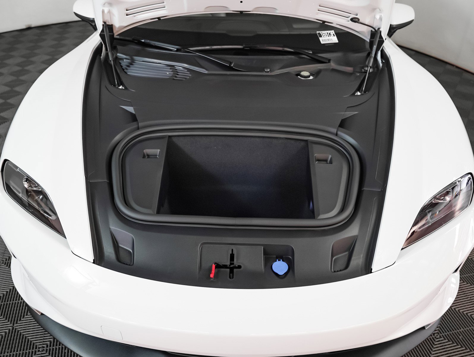 New 2026 White Porsche  image 12