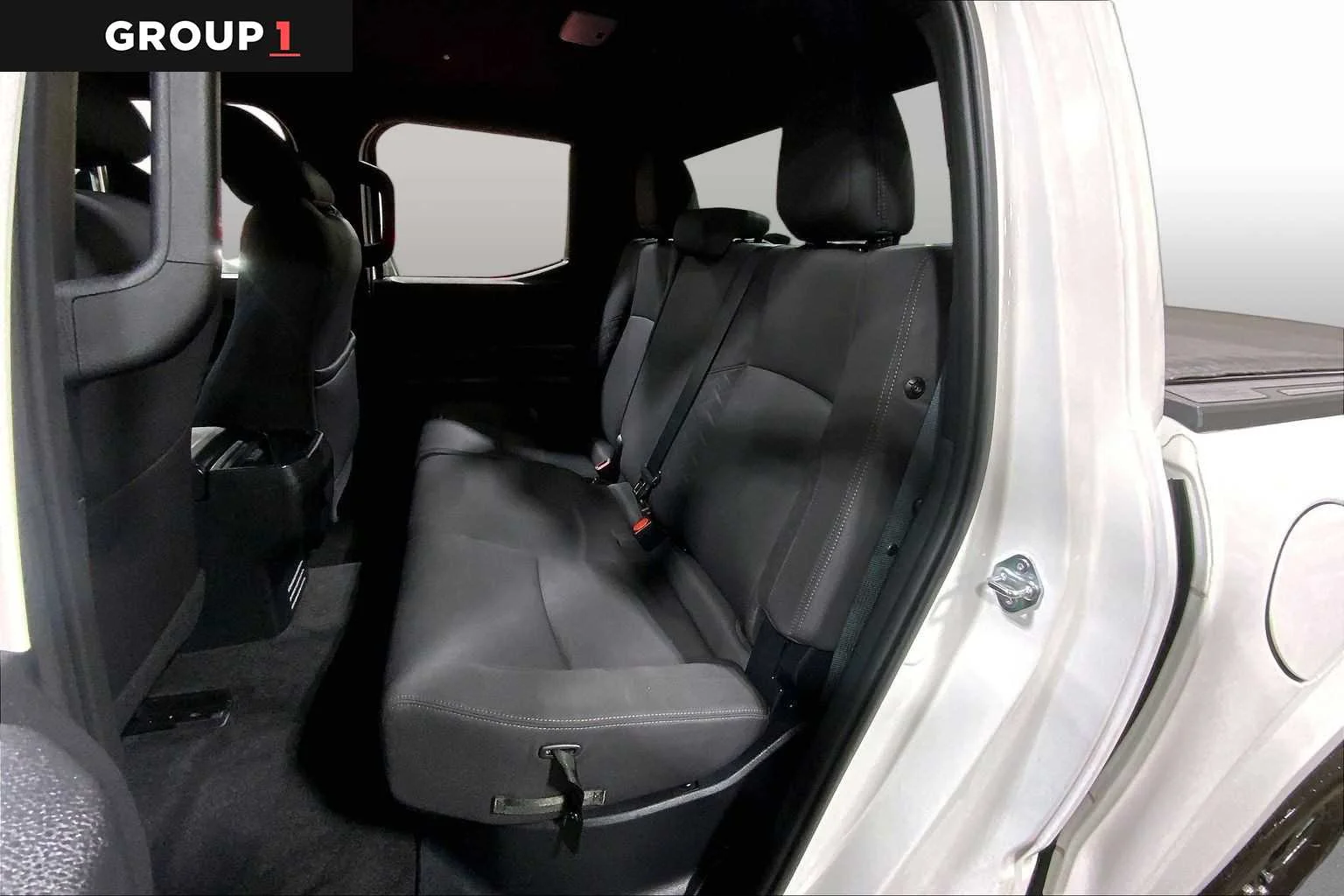 Used 2025 Ice Cap Toyota SR5 image 21