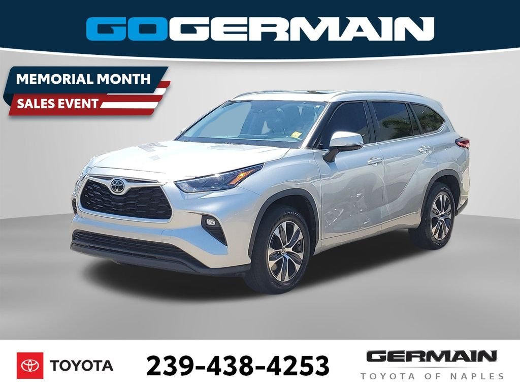 Pre-Owned 2023 Toyota Highlander XLE 4D Sport Utility in Naples