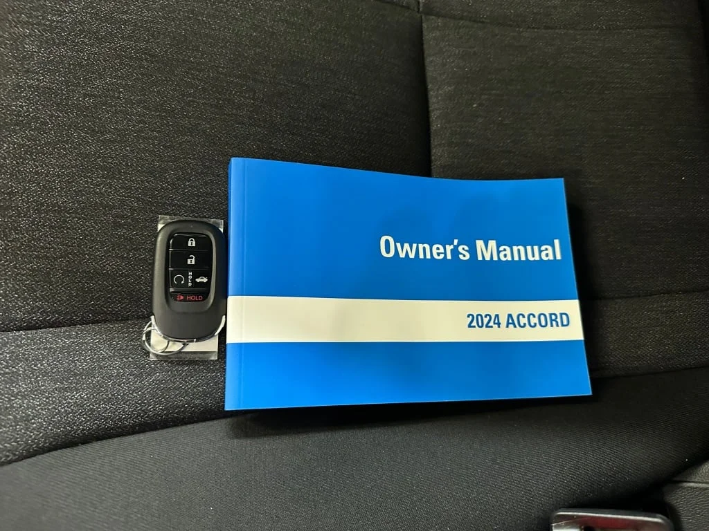 Certified Used 2024 Canyon River Blue Metallic Honda EX image 4