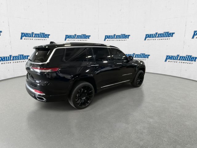 Used 2021 Black Jeep Summit image 11