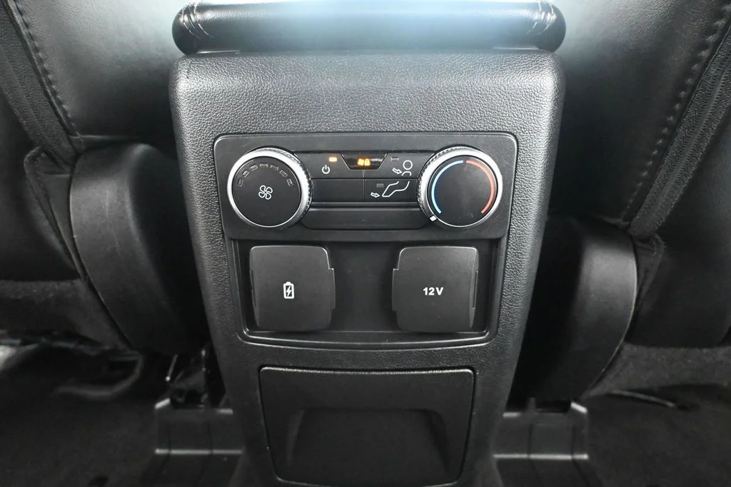 Used 2022 Black Ford XLT image 39