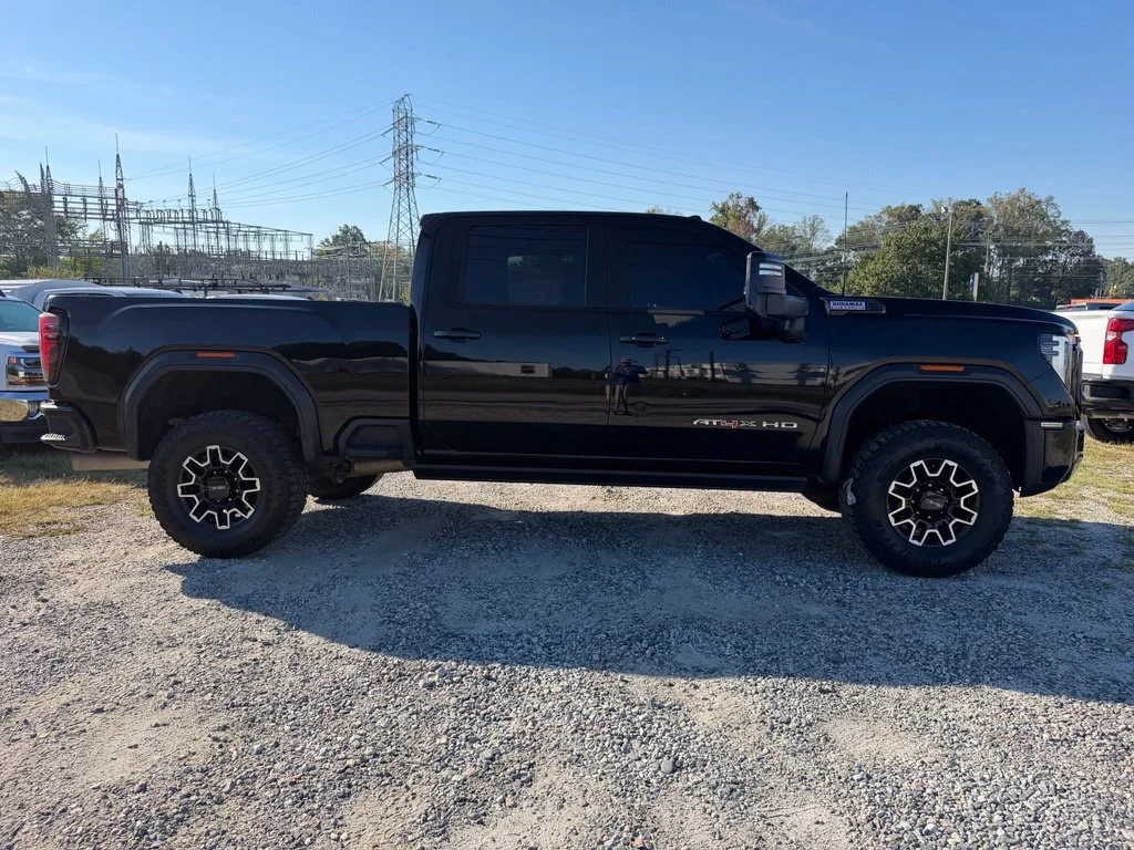 Used 2024 Onyx Black GMC AT4X image 9