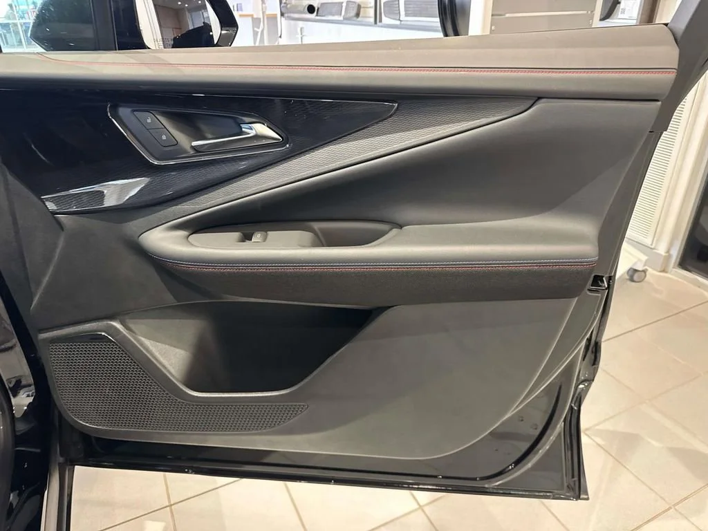 2025 Chevrolet Blazer EV RS - Photo 27