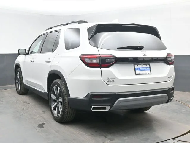 Used 2025 Platinum White Pearl Honda AWD Elite image 7
