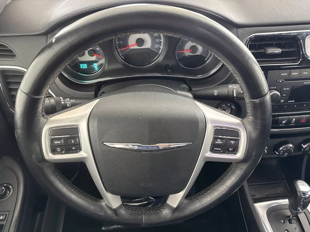 Used 2012 Gray Chrysler Touring image 26